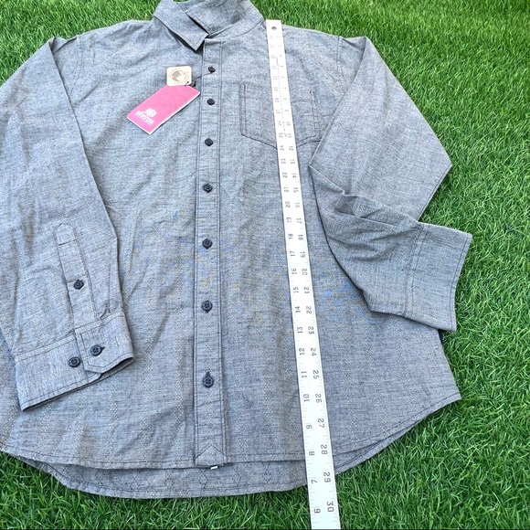 Sherpa Adventure Gear Button Up Shirt Mens Size Large Gray Outdoor Hiking NWT - Picture 8 of 8
